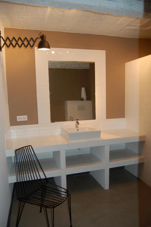 Le 2 Hotel Vence Bilik gambar